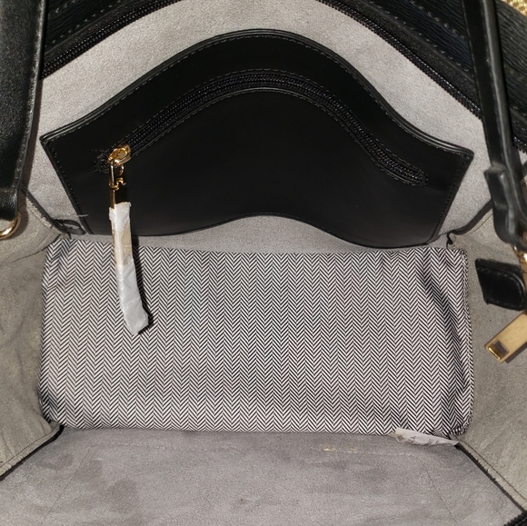 Isabelle Handbag Vegan Leather Bag - Picture 3 of 8